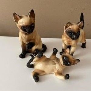 Vintage Lefton Siamese Cat Family - 3 Pieces including playful kitten